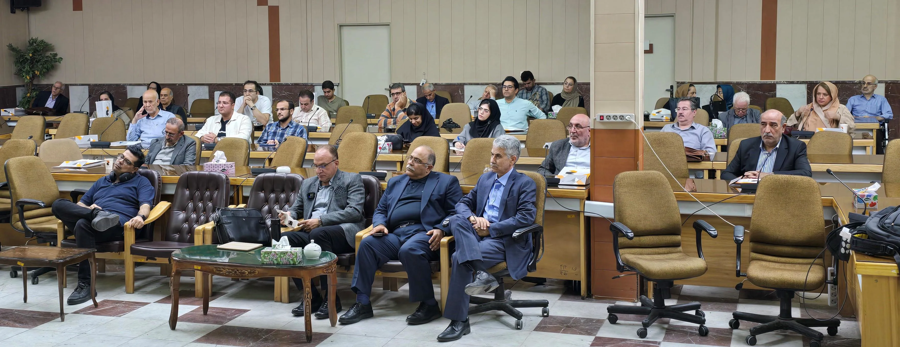 کنفرانس علمی یک روزه الزامات گزارش دهی در فرآیند پس از انجام آزمایش